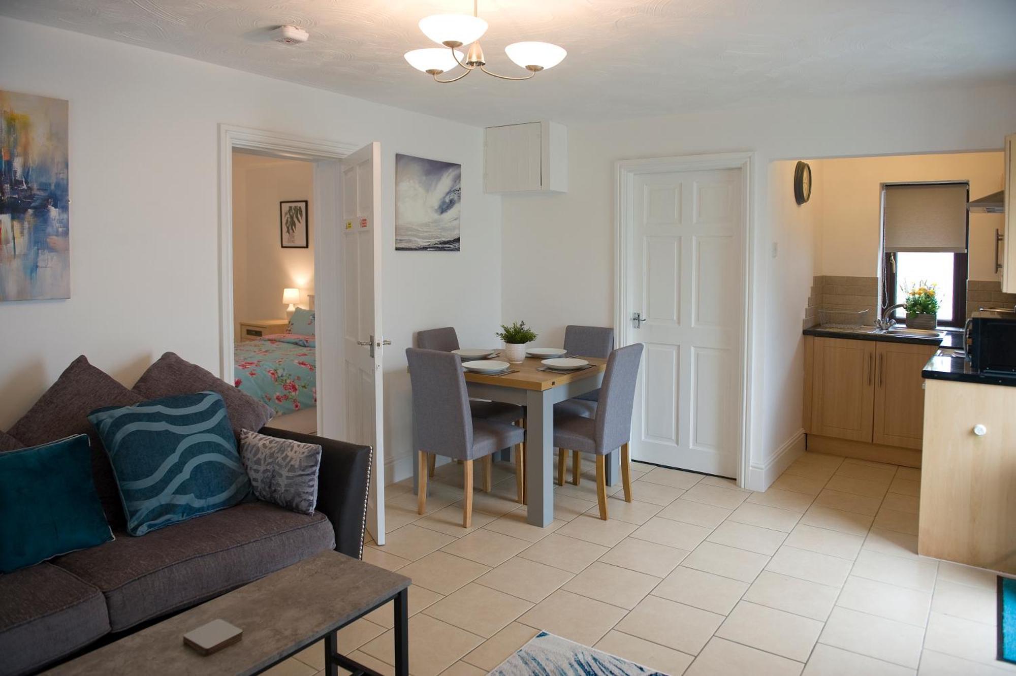 Mountain View Apartment - Short Drive To Beaches Bryngwran Exterior foto